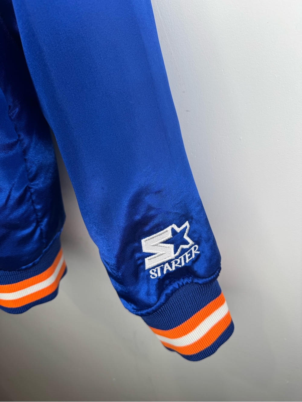 NWT Men’s Wilson NEW YORK NBA Starter Satin Varsity Bomber Jacket Blue Orange L - Picture 6 of 16